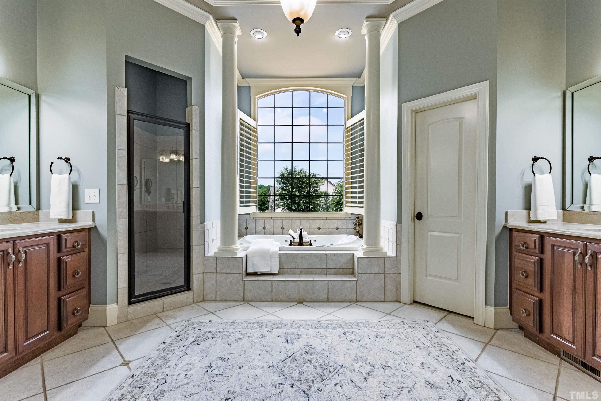 4004BanshireLuxBathwebsiteimage